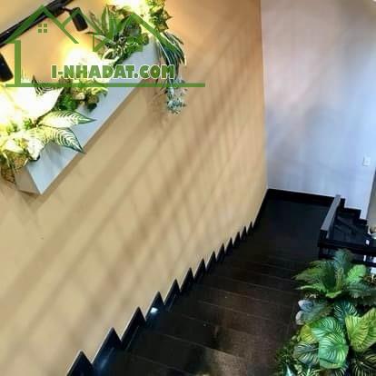 Bán nhà Tân Kỳ Tân Quý đường 12m nhựa gần UBND phường 100m² ( 5 x 20 ) 4 Tầng BTCT 7PN