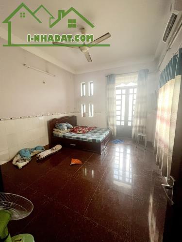 Bán nhà hẻm 12m Lê Văn Quới, Bình Tân, 4 tầng, 4x19,5M, giá 7,9 tỷ ( TL ) - 1