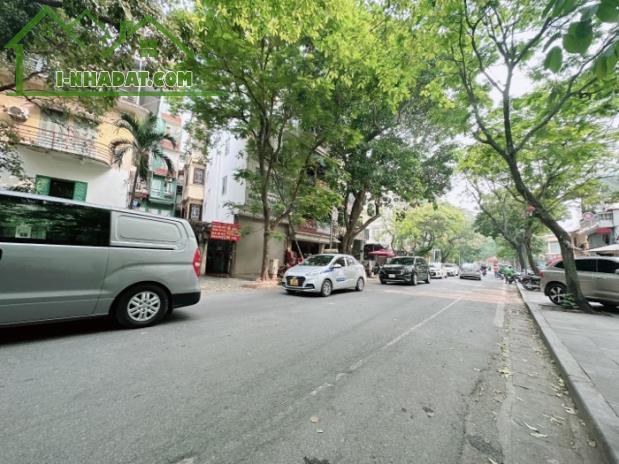 bán nhà lô góc mặt phố Trần Hưng Đạo-Hoàn Kiếm, 133m mặt tiền 10m, vị trí đắc địa - 1