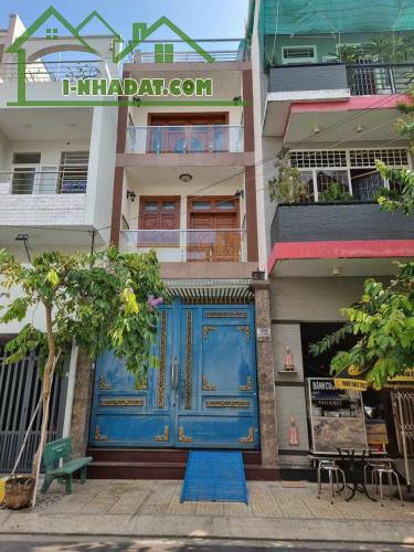 Bán nhà mặt tiền Lê Sao, phường Phú Thạnh, quận Tân Phú, dt 4x19m 3 lầu giá 11 tỷ