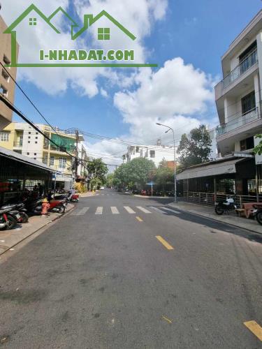 Bán nhà mặt tiền Lê Sao, phường Phú Thạnh, quận Tân Phú, dt 4x19m 3 lầu giá 11 tỷ - 1