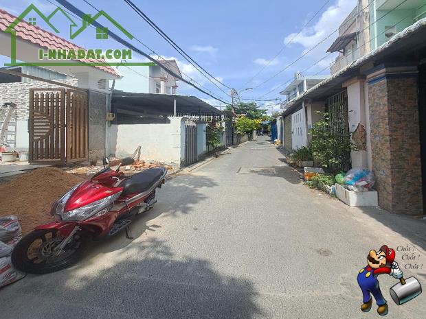 NHỈNH 6 TỶ - MẶT TIỀN ĐƯỜNG THỚI AN QUẬN 12 - 126M2, NHÀ CẤP 4 TIỆN XÂY MỚI LÀM VĂN PHÒNG - 2