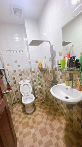 BÁN NHÀ TÔN ĐẢN. 49M2. 6.4MX8M. 5 TẦNG. 6 PHÒNG NGỦ. NHÀ MỚI Ở LIỀN. HẺM 3M. SÁT MẶT ĐƯỜNG - 2