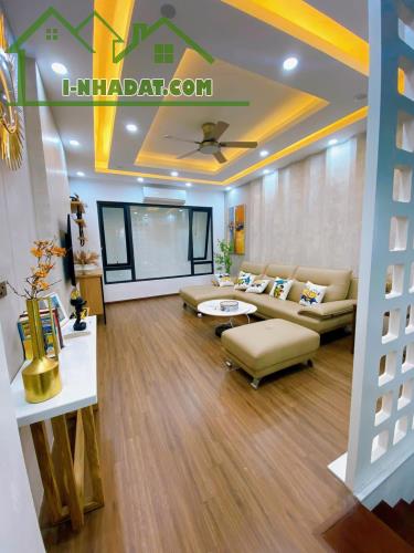 Bán nhà Thanh Bình - Mỗ Lao - Hà Đông - nội thất sang xịn - nhà 2 thoáng - 31m2 x 5T - 5