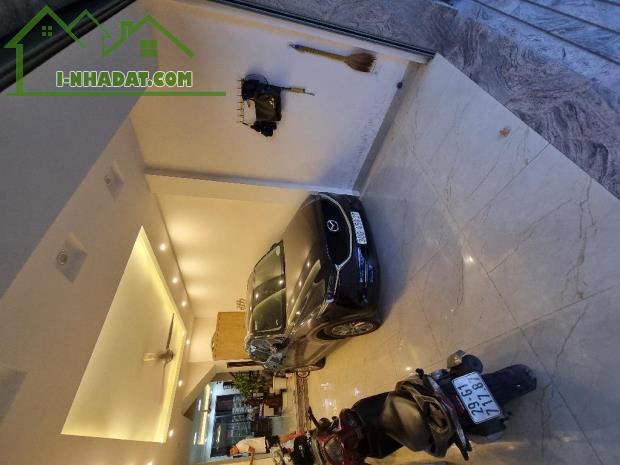 Bán nhà - phân lô - ô tô tránh - Khuất Duy Tiến - 55m2 - MT 4.4m - 13.5 tỷ