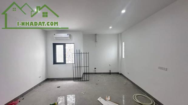 CĂN HỘ DỊCH VỤ XUÂN ĐỈNH - 11 PHÒNG STUDIO KHÉP KÍN – THANG MÁY ÔTÔ TRÁNH - DT 80M2 GIÁ 17