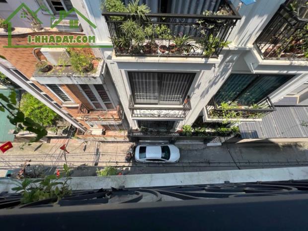 9 tỷ 5 có nhà ở phố Gia Thụy, Long Biên ngõ oto thông, an ninh ở thoáng, rộng 54m x 5 tầng