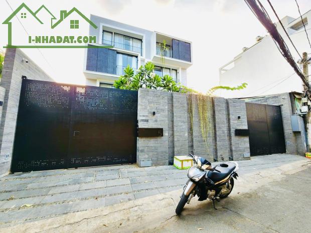 Bán Villa Mặt Tiền Đường Số 47,Thảo Điền,Quận 2 DT:198m2(7,2mX32m) Trệt 3 Lầu,Hồ Bơi Đẹp - 1