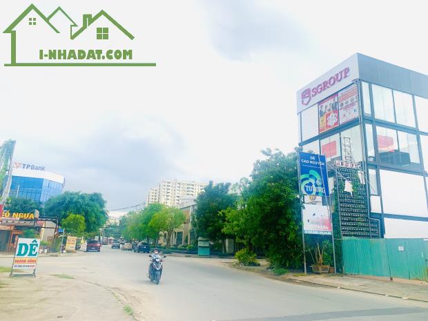 Bán Đất Mặt Tiền Đường Cao Đức Lân,P An Phú,Quận 2 DT:(10mx20,5m) Cách Lương Định Của 100m - 1
