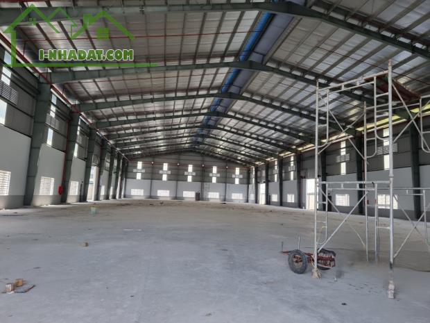 Cho thuê kho xưởng 2.300m2 ở Đức Hòa, Long An giá 120 triệu/tháng Lh: 0949 861 287