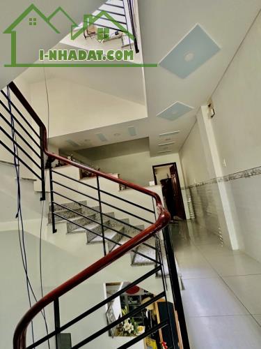 MTKD NGAY TRƯỜNG PHAN BỘI CHÂU, 4 TẦNG, 6PN, 4x21.5M, CÓ PN TẦNG TRỆT - 1