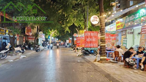 Vị trị cực đẹp mp Nguyễn Văn Tuyết, Đống Đa, dãy phố chuyên hàng ăn