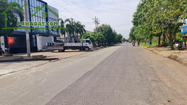 Cho thuê kho xưởng 40.000m² Đức Hòa, Long An giá 3.2USD/m²/tháng Lh: 0949 861 287 - 1