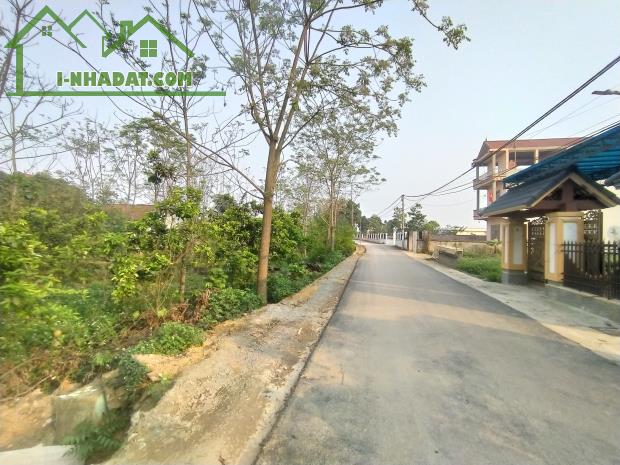 Lô góc 580m2 trục chính đường asphalt, tại phú cát quốc oai, HN