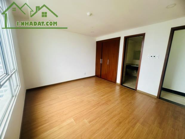 Cần bán Penthouse ngay Chánh Hưng - Giai Việt tòa Samland, nhà mới 100%