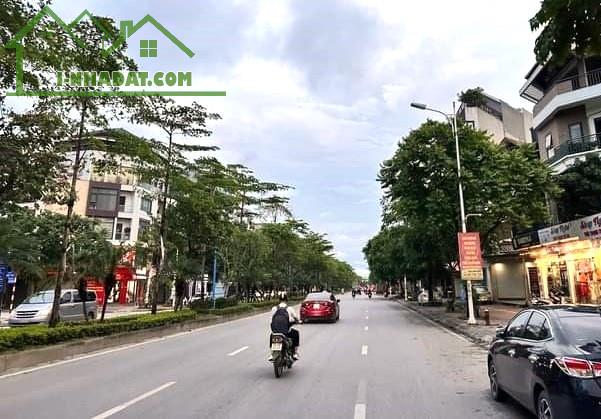 HOT! NHẤT! 36m2 đất MP Cổ Linh, MT4.8m, mặt sau ô tô, chỉ 9.9 tỷ.. - 2