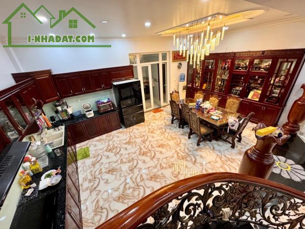 Biệt thự siêu VIP (Khu nhà ở rạch Bà Tánh) KDC Đại Phúc 240m2 - 1