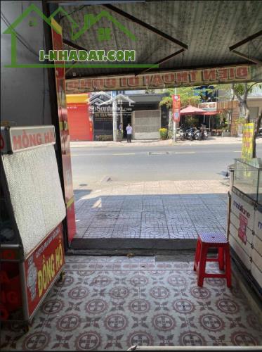 Chính chủ cần cho thuê 1/3 mặt bằng tại Nơ Trang Long, Phường 14, Quận Bình Thạnh, TP HCM
