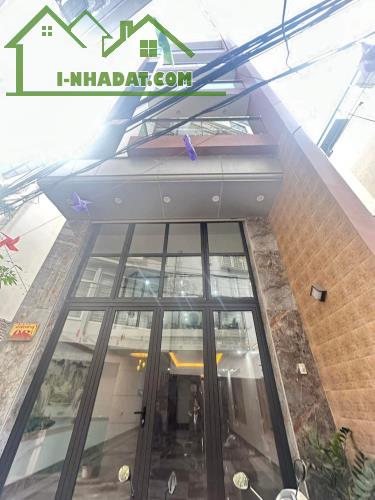 Nhà mới đẹp gara ôtô thang máy 70m2 Phố Trịnh Công Sơn
