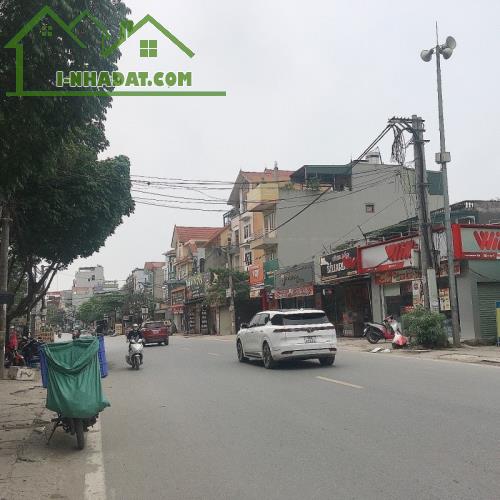 Bán nhà C4 phố Xốm Phú Lương hai thoáng gần Cao đăng Kinh tế 100m2 giá rẻ 5 tỷ
