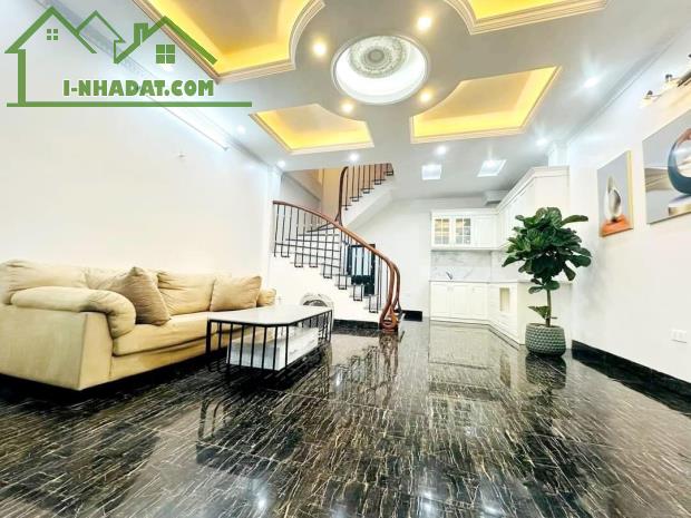 Bán Nhà Kim Ngưu Hai Bà Trưng 31m Kinh Doanh Nhỏ - 2