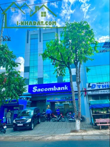 Mua GẤP 100m2 đất sát Sacombank sổ cầm tay sáng mua chiều công chứng - 2