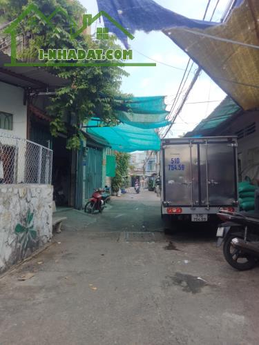 TRƯỜNG CHINH QUẬN 12 NGAY CHỢ LẠC QUANG NHÀ 68M2 2 TẦNG CHỈ NHỈNH 4 TỶ - 5