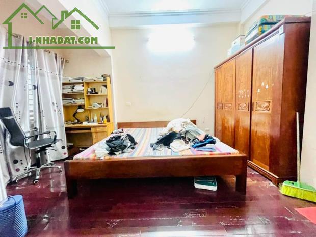 BÁN GẤP NHÀ HỒNG MAI  HAI BÀ TRƯNG Ô TÔ ĐÕ CỦA KINH DOANH 56M2-5T-10,5 TỶ - 1