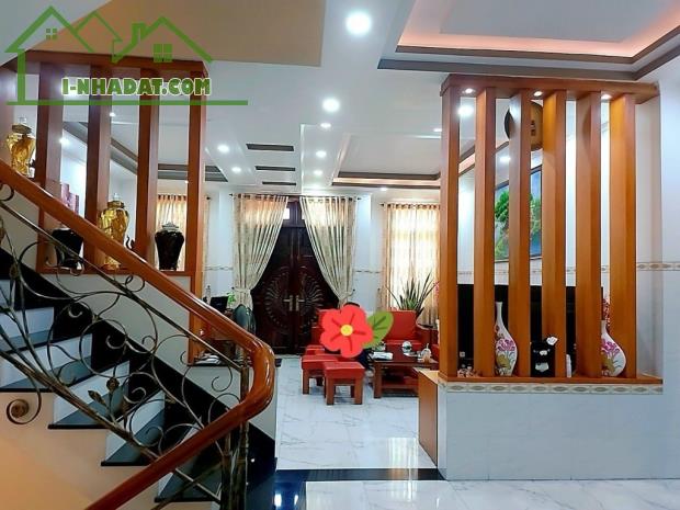 BIỆT THỰ PHỐ TÂN SƠN NHÌ, DIỆN TÍCH 111M2, DIỆN TÍCH SÀN 377M2 - 3