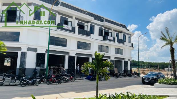 Đất và nhà ở vốn tự có chỉ 30% hỗ trợ lãi suất ưu đãi 4.8% trong 2 năm đầu - 1