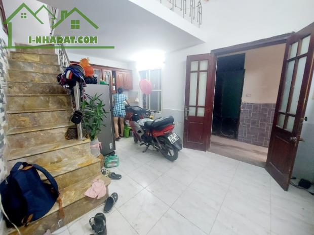 Bán nhà Ngõ Quan Thổ 3, Phố Tôn Đức Thắng, LÔ GÓC- 20m2, 4T, 2PN, mặt tiền 5.1m, 2.98 Tỷ - 4