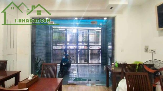 Bán gấp MT Nguyễn Đình Chính( Đoạn NV Trỗi - Phan Đình Phùng) - 5*22 - 102m2- Giá 21,5 tỷ