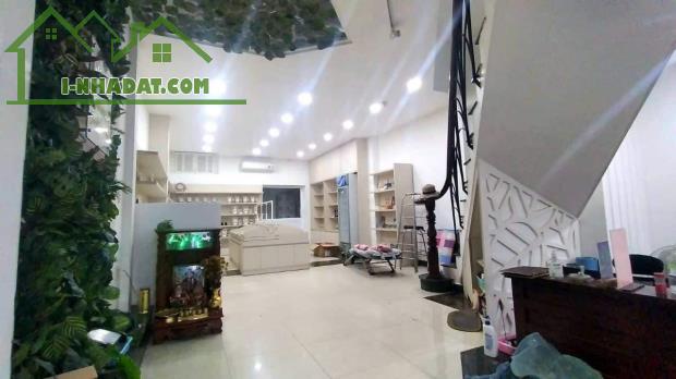 Bán gấp MT Nguyễn Đình Chính( Đoạn NV Trỗi - Phan Đình Phùng) - 5*22 - 102m2- Giá 21,5 tỷ - 2