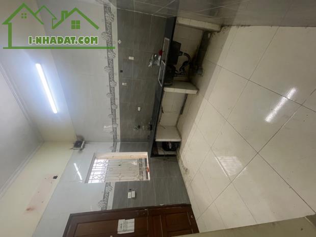 Bán nhà Thượng Thanh, Long Biên, 70m2, 3 tầng, 2 thoáng, ô tô vào nhà, giá nhỉnh 7 tỷ - 2