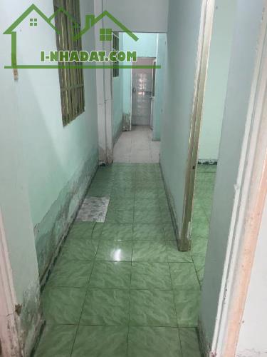 NHÀ MẶT TIỀN Đường 138 – 49m2 (4m x 17m) – 2 tầng, XE HƠI VÀO NHÀ, Tân Phú, Quận 9 - 1