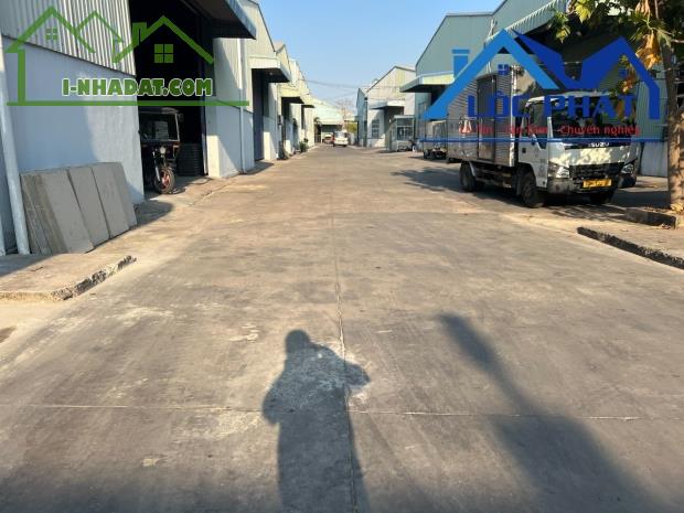 Cho thuê xưởng đẹp 2.200m2 -gần KCN Thạnh Phú-Biên Hòa-Đồng Nai. giá rẻ chỉ 80 triệu - 2