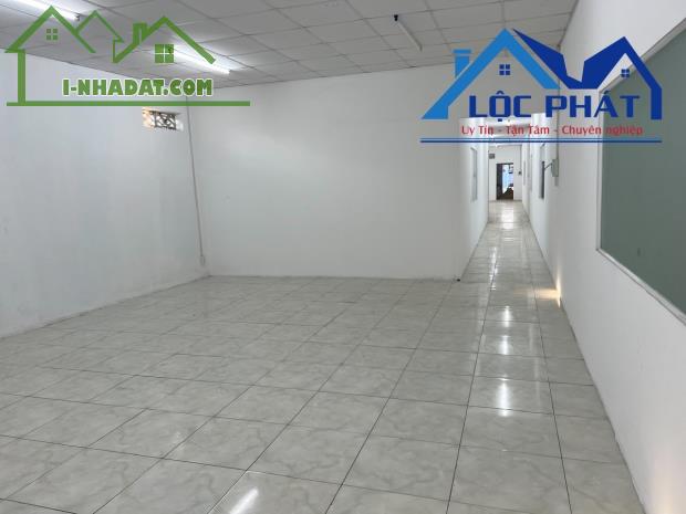 Cho thuê xưởng đẹp 2.200m2 -gần KCN Thạnh Phú-Biên Hòa-Đồng Nai. giá rẻ chỉ 80 triệu - 4