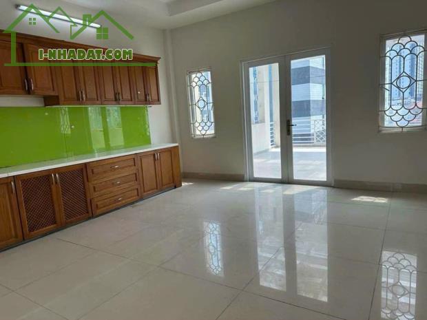 Nhà Mặt Tiền Đường Huỳnh Tấn Phát, 5x21m, 4 Tầng, 21 tỷ 3, Quận 7, Kinh Doanh Đa Ngành Ngề - 2