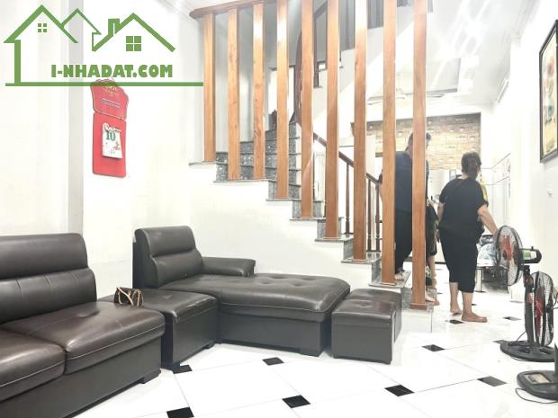 Bán nhà phố Bạch Mai 66m2*5 tầng, MT 3.5m, giá 4.5 tỷ - 2