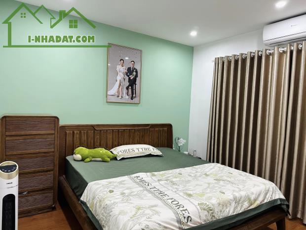 Bán nhà Phân lô Yên Lạc 70m 5Tầng Mt4.7m – Ô tô dừng đỗ tránh - Giá 18.2 Tỷ- LH 0795986686 - 3