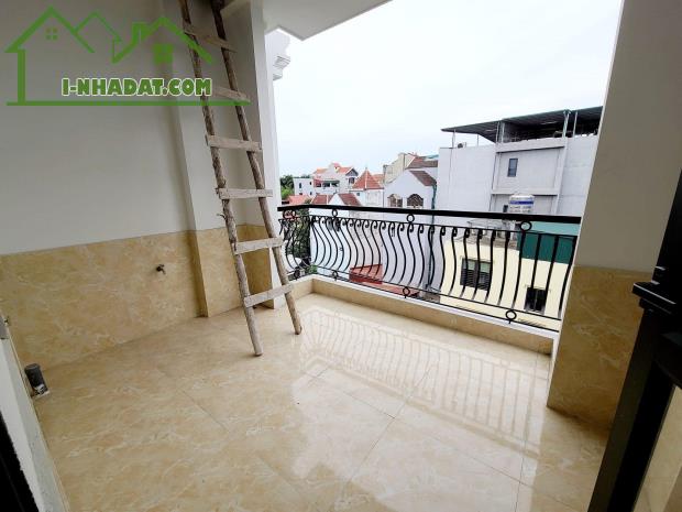 Bán nhà phố Trịnh Văn Bô, Phương Canh xây 5 Tầng, 3P Ngủ, ô tô đỗ gần giá 4.5 tỷ