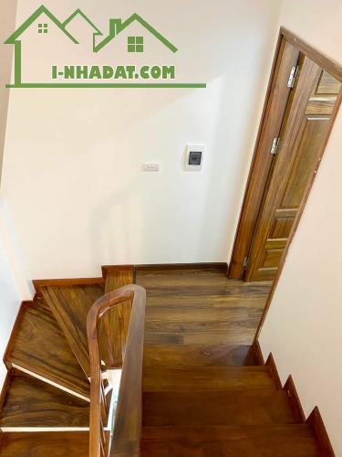 Bán nhà Phương Canh, cuối đường Trịnh Văn Bô 34M 5 Tầng nội thất mới giá 4.7 tỷ - 5