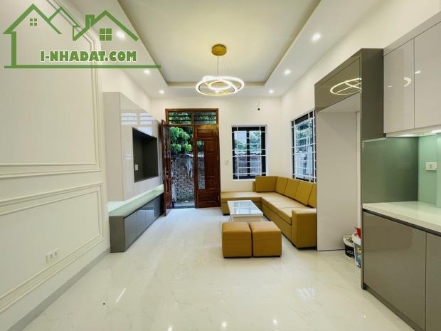 Chỉ 3 tỷ có nhà Tây Mỗ, Nam Từ Liêm xây 5 Tầng, 3P Ngủ, 40m đường ô tô qua - 4