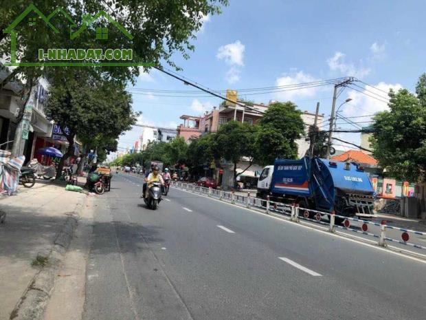 Bán nhà mặt tiền Nguyễn Sơn, phường Phú Thạnh, quận Tân Phú, dt 7x17m cấp 4 giá 21 tỷ