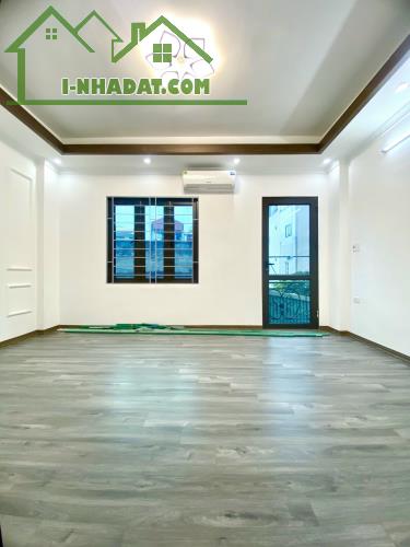 Siêu hiếm!! Nhà Tây Mỗ, Nam Từ Liêm 31M2, 5 Tầng, 3P Ngủ, giá 4.4 tỷ - 2
