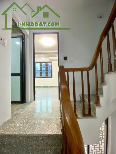 Siêu hiếm!! Nhà Tây Mỗ, Nam Từ Liêm 31M2, 5 Tầng, 3P Ngủ, giá 4.4 tỷ