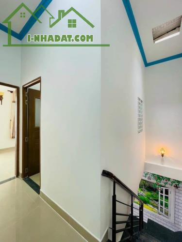 Bán Nhà Ngay Tô Hiệu 32m² - Không Lộ Giới - (4x8) - Hẻm rộng - Tân Phú - Nhỉnh 3tỷ TL - 2