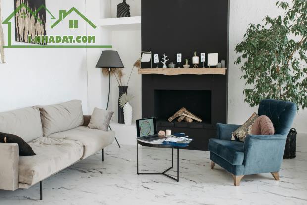 Kinh Doanh Trung Tâm - Kiệt Ô Tô 5m Lương Ngọc Quyến Quận Hải Châu- 100m2 - Chỉ : 3 Tỷ 8 - 2