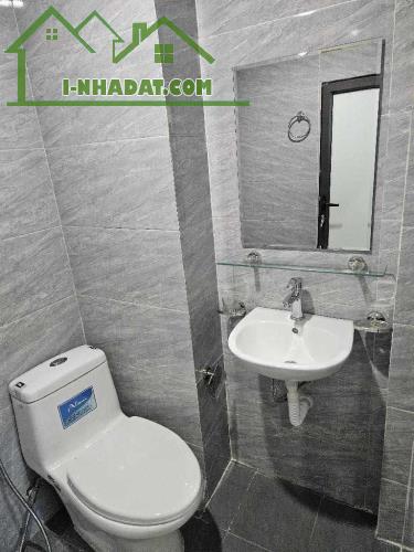 Bán Căn Nhà Chung cư Mini Phố Tây Sơn, Đống Đa DT 51m2  6 T, MT 4,5m chỉ 10,5 tỷ Gần Phố, - 2