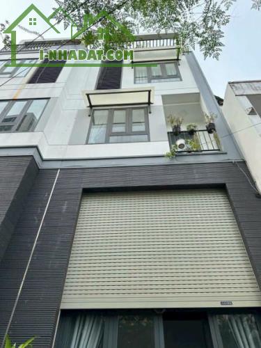 Bán nhà hẻm 4m mới cứng Lê Quang Định 4x9,5 lửng + 2 lầu giá 6,5 tỷ